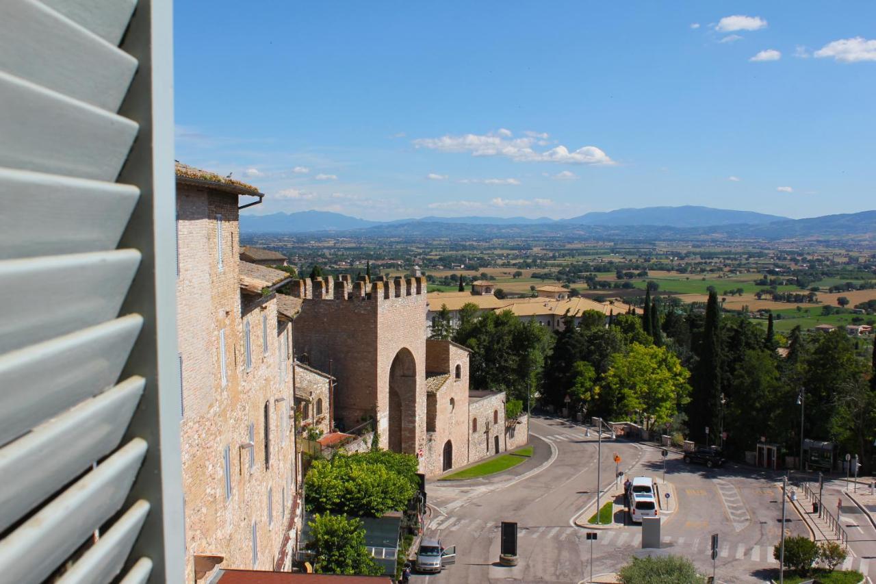 Hotel Il Castello Assisi Exterior foto